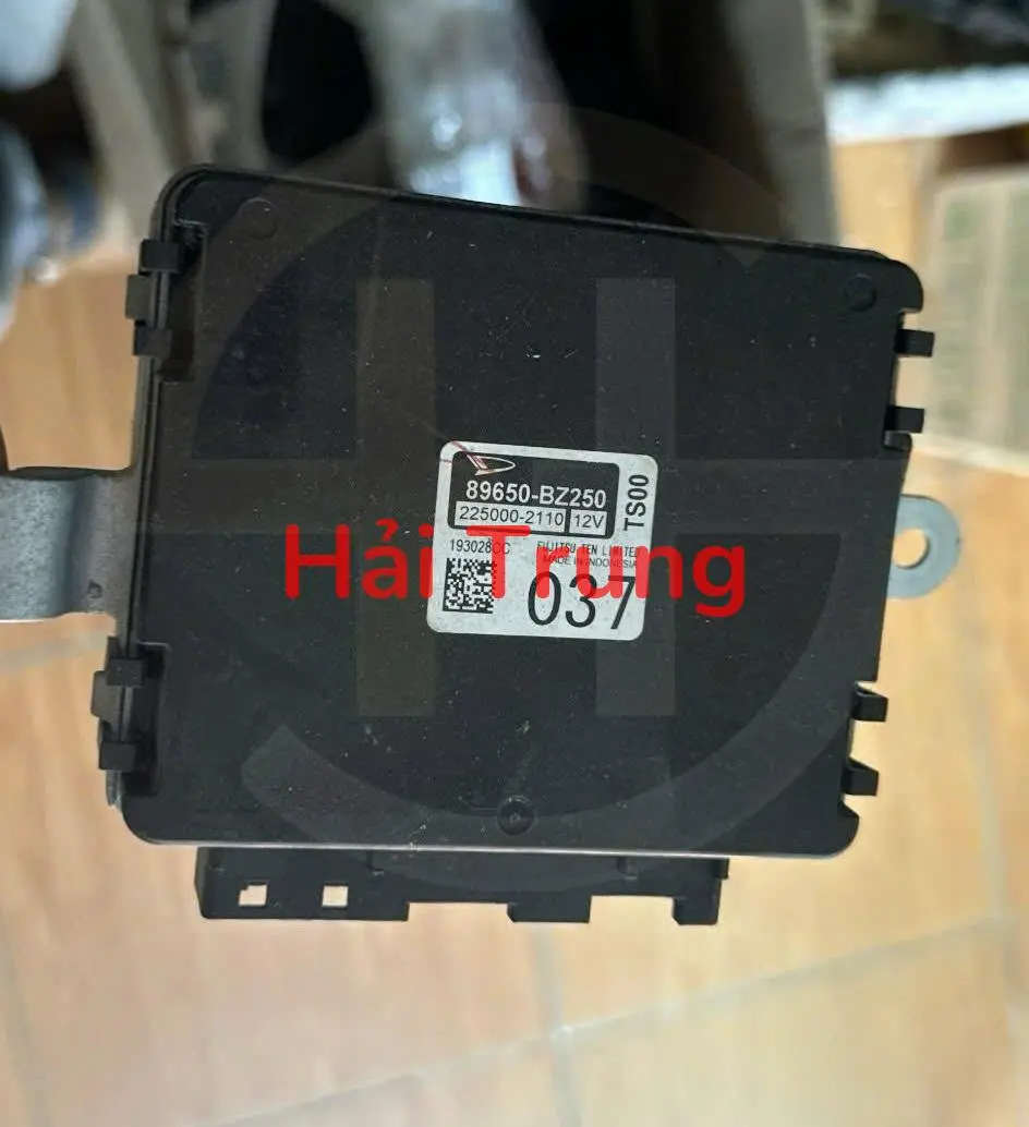 82600BZ372 Hộp cầu chì táp lô Toyota Rush Tháo Xe