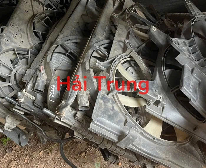 Cụm lồng quạt Ford Focus Tháo Xe