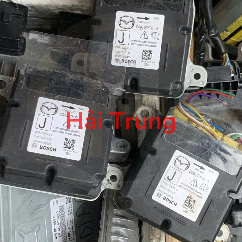 D09J57K30 Hộp điều khiển túi khí Mazda 2 2015 Tháo xe