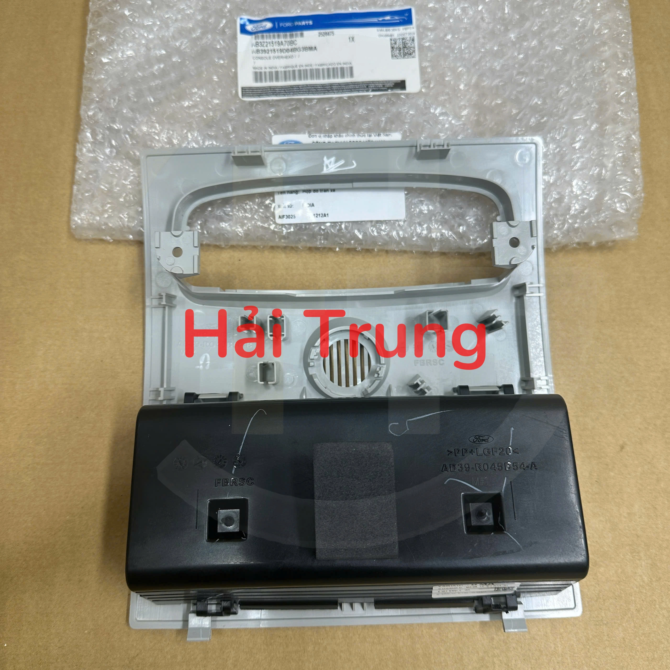 Ốp đèn trần Ford Ranger, Mazda BT50 AB3Z21519A70BC