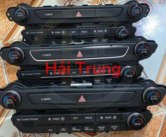 Tháo xe bảng điều khiển công tắc điều hòa Ac Kia Carnival 2023-2024