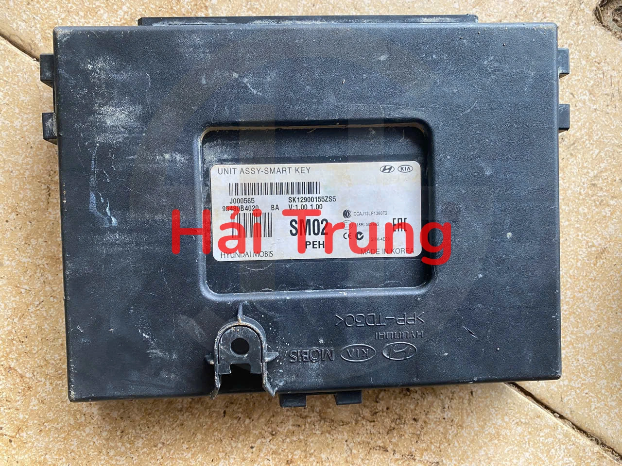 Hộp điều khiển chìa khoá từ Hyundai i10 Tháo xe