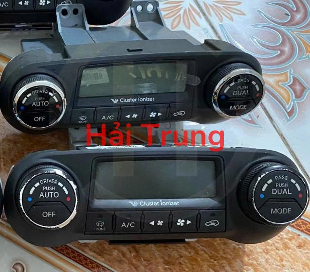 Tháo xe bảng điều khiển công tắc điều hòa Ac Hyundai Tucson 2009-2013 