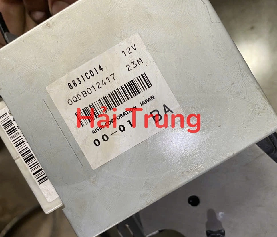 Hộp điều khiển hộp số TCM Mitsubishi Xforce Tháo Xe 8631C014
