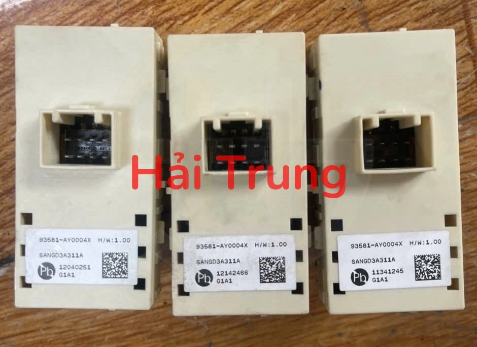 Công tắc lên xuống kính trước Hyundai Accent 2024-2027 Tháo Xe 93581AY0004X