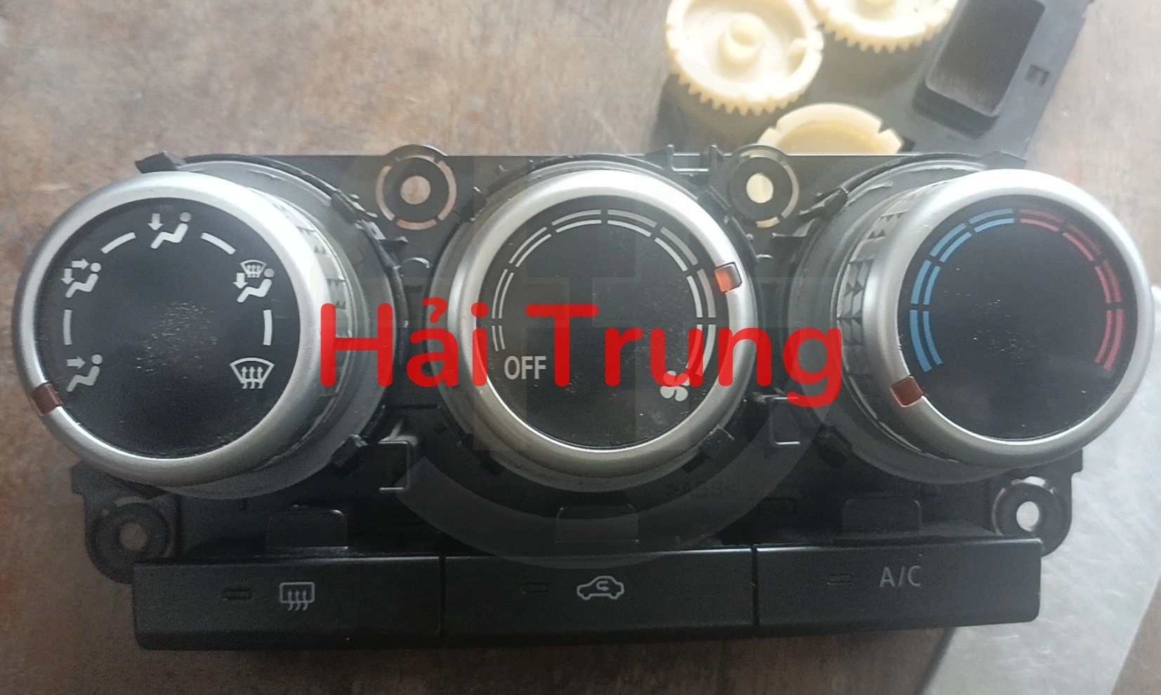 Bảng công tắc điều hòa Mitsubishi Xpander Cross Tháo Xe