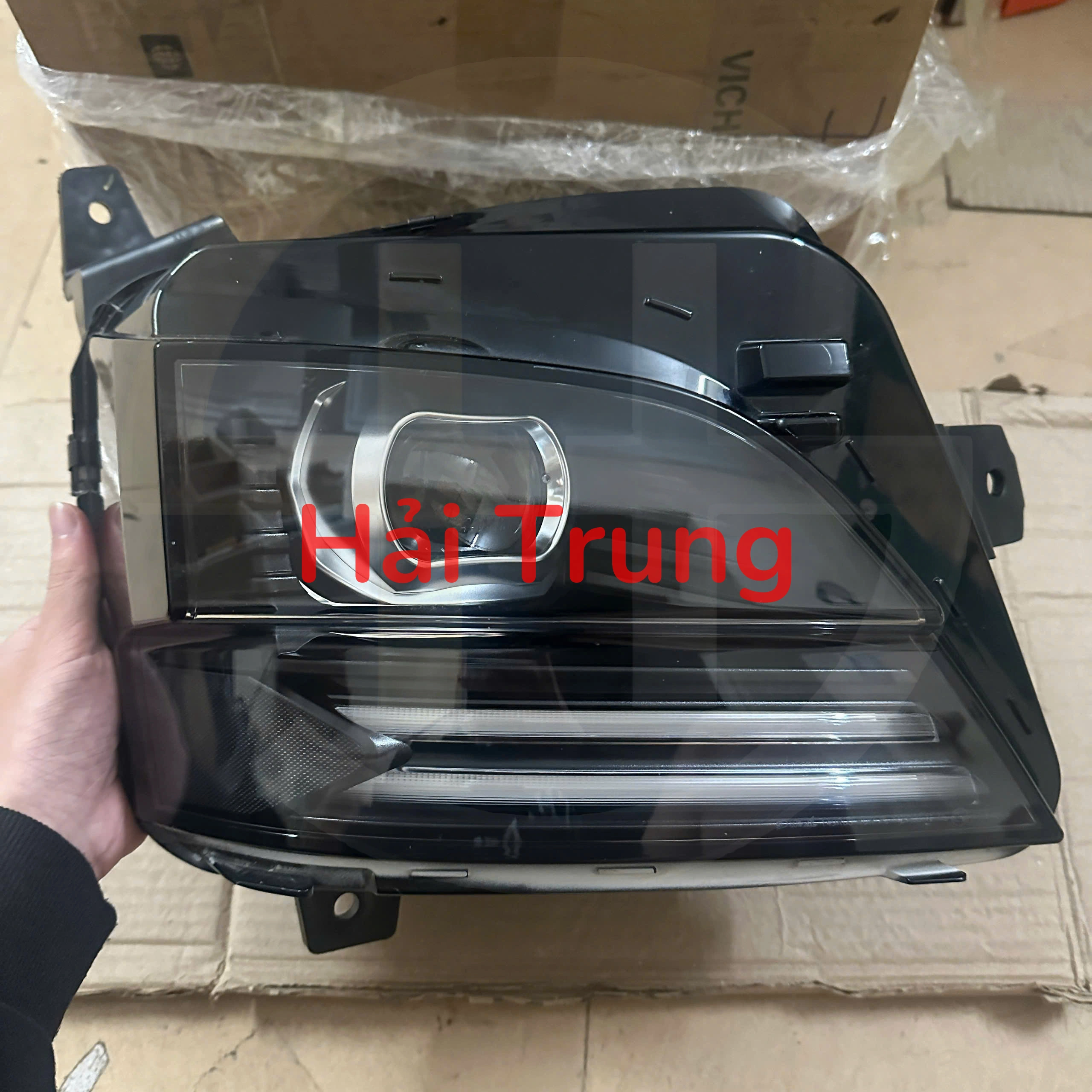 Đèn pha Vinfast VF6 Tháo xe 