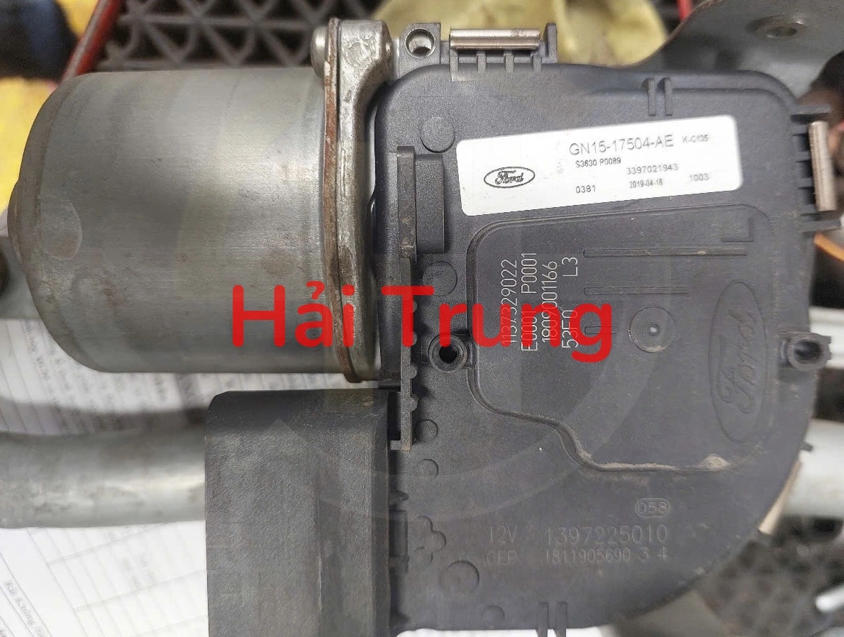 Mô tơ gạt mưa trước Ford Ecosport 2018 Tháo Xe GN15-17504-AE