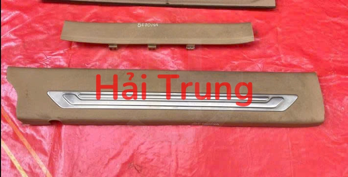 Ốp bậc cửa Kia Sedona 2019 2020 Tháo Xe