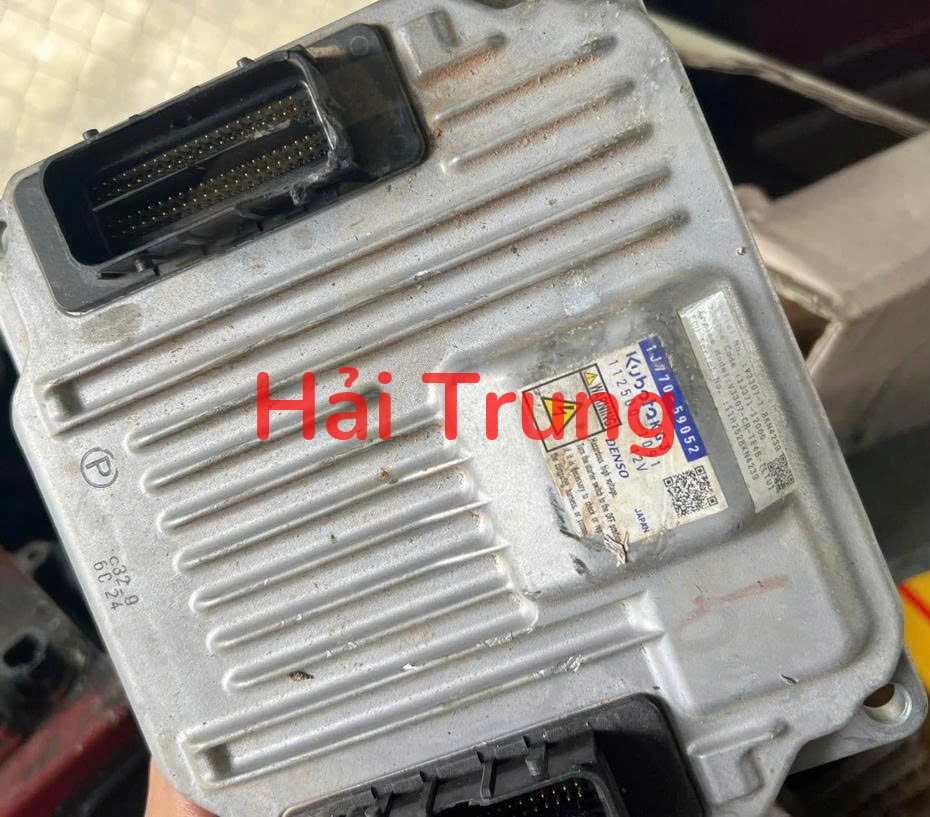 Hộp điều khiển động cơ ECU ECM Kubota V2607, V3307, V3800 1J770-59052 1J77059052