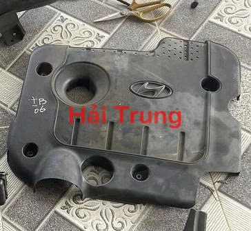 Nắp đậy trang trí mặt máy Hyundai Santafe 2009 2010 Tháo Xe