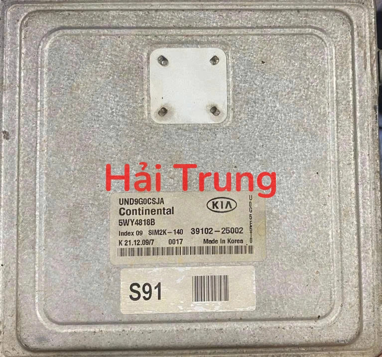 Hộp điều khiển động cơ ECU ECM Kia Carens Tháo Xe 3910225002