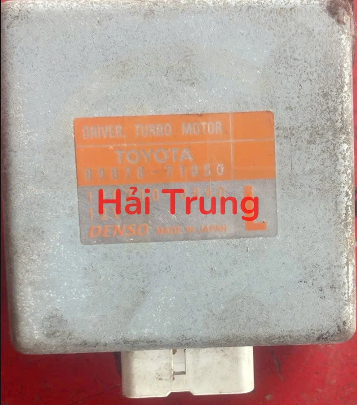 Hộp điều khiển turbo Fortuner Tháo xe 8987871050