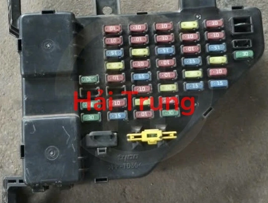Hộp cầu trì Hyundai Tucson 2006 Tháo Xe