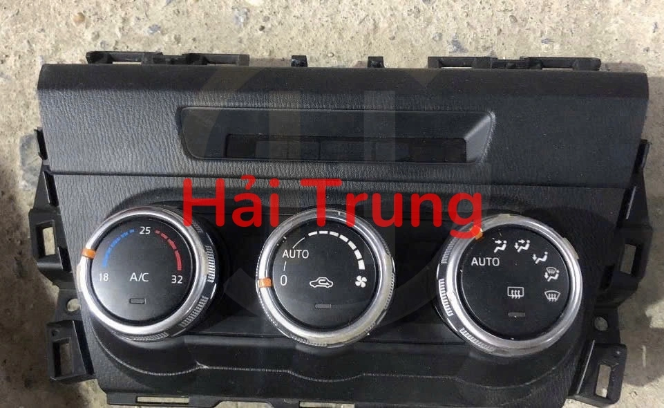 Bảng điều khiển công tắc điều hòa Mazda 3 Tháo Xe