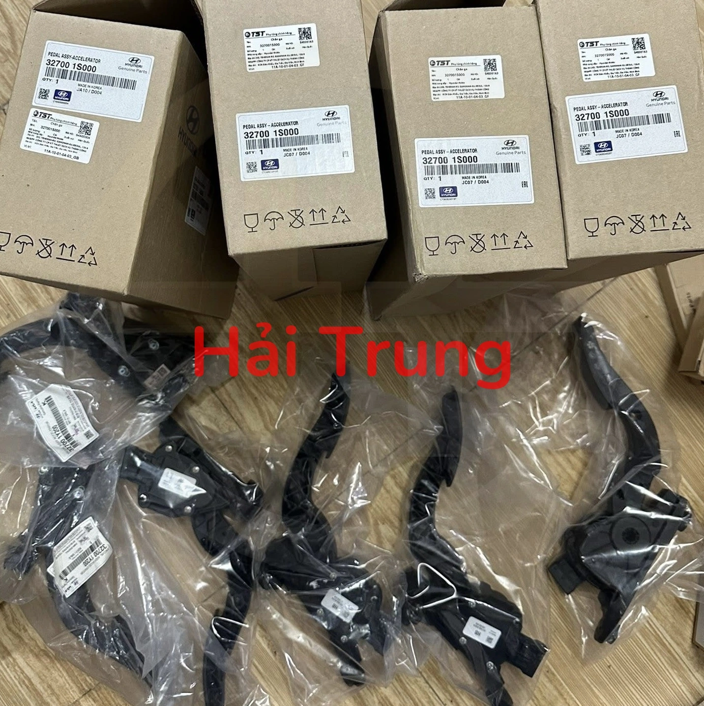 327001S000 Bàn đạp chân ga Hyundai I10 2014-2020