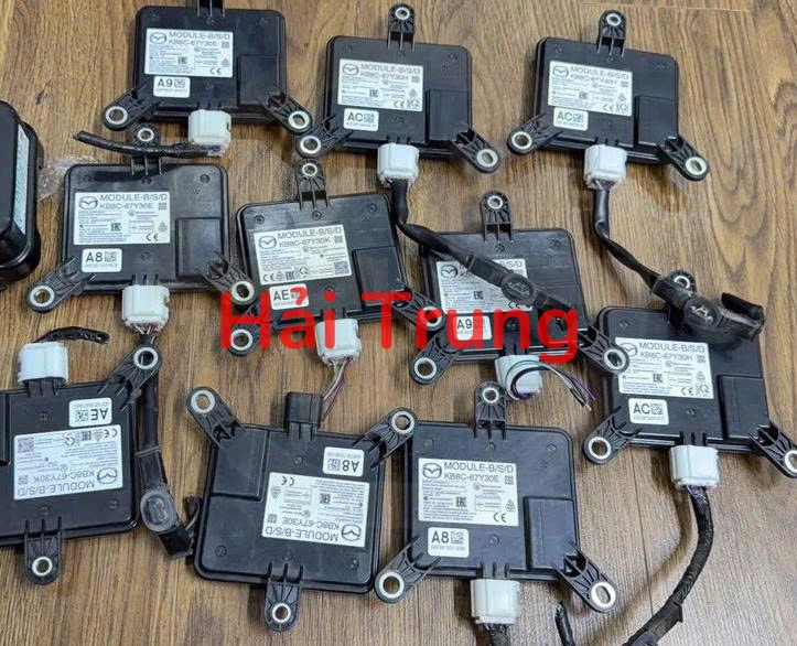 Cảm biến điểm mù Mazda CX-5 Tháo Xe KB8C67Y30E KB8C67Y30K