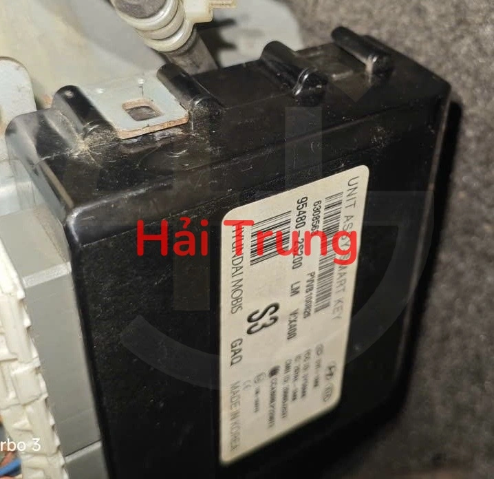 Hộp điều khiển Smart key Hyundai Tucson 2010 954802S200