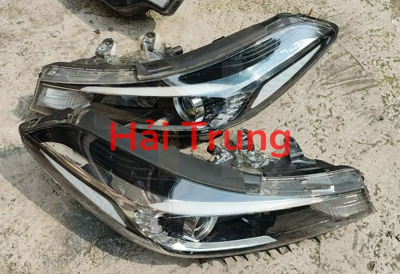 Đèn pha Kia Cerato 2016-2018 Tháo xe Zin đẹp. 