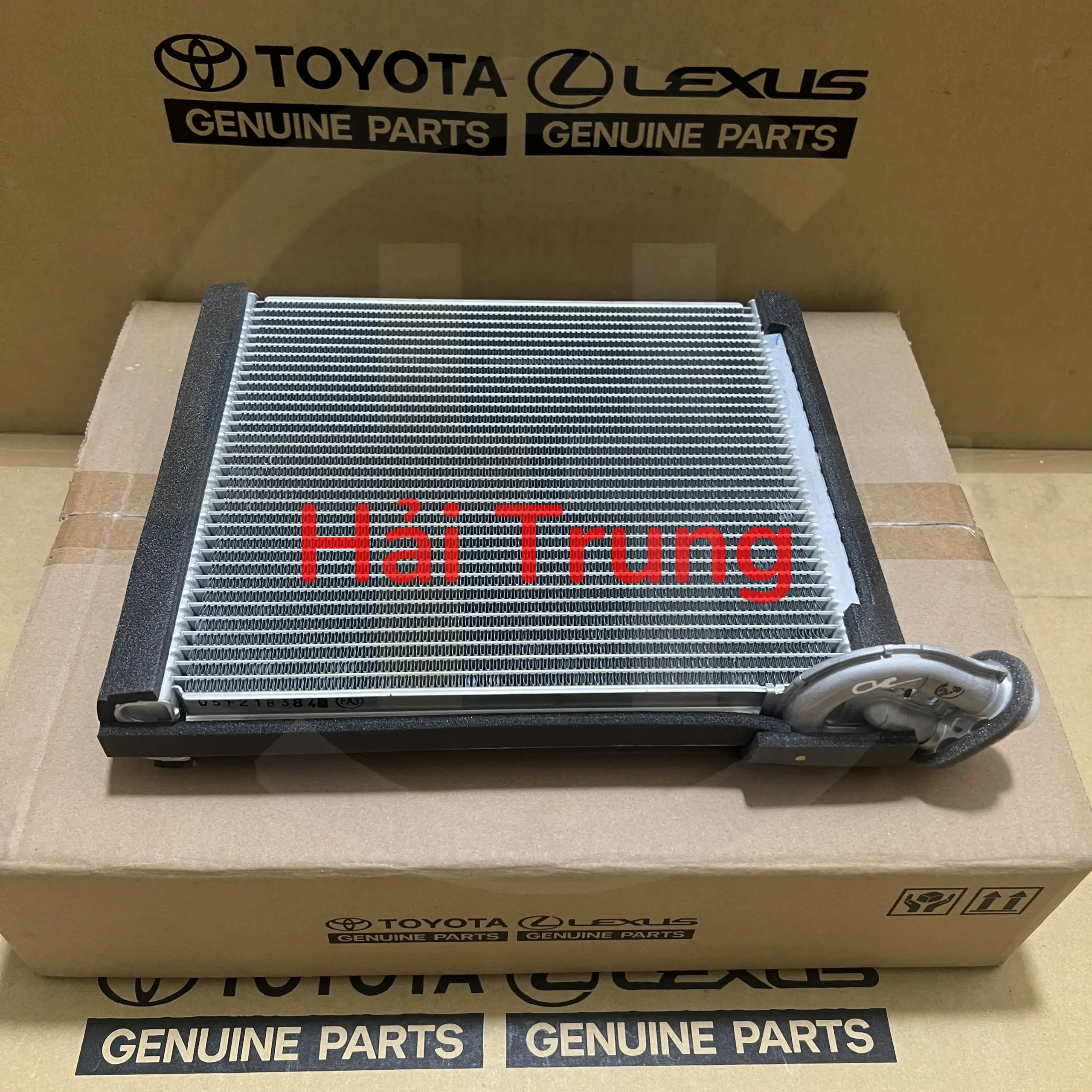 Dàn lạnh trong xe Toyota Altis