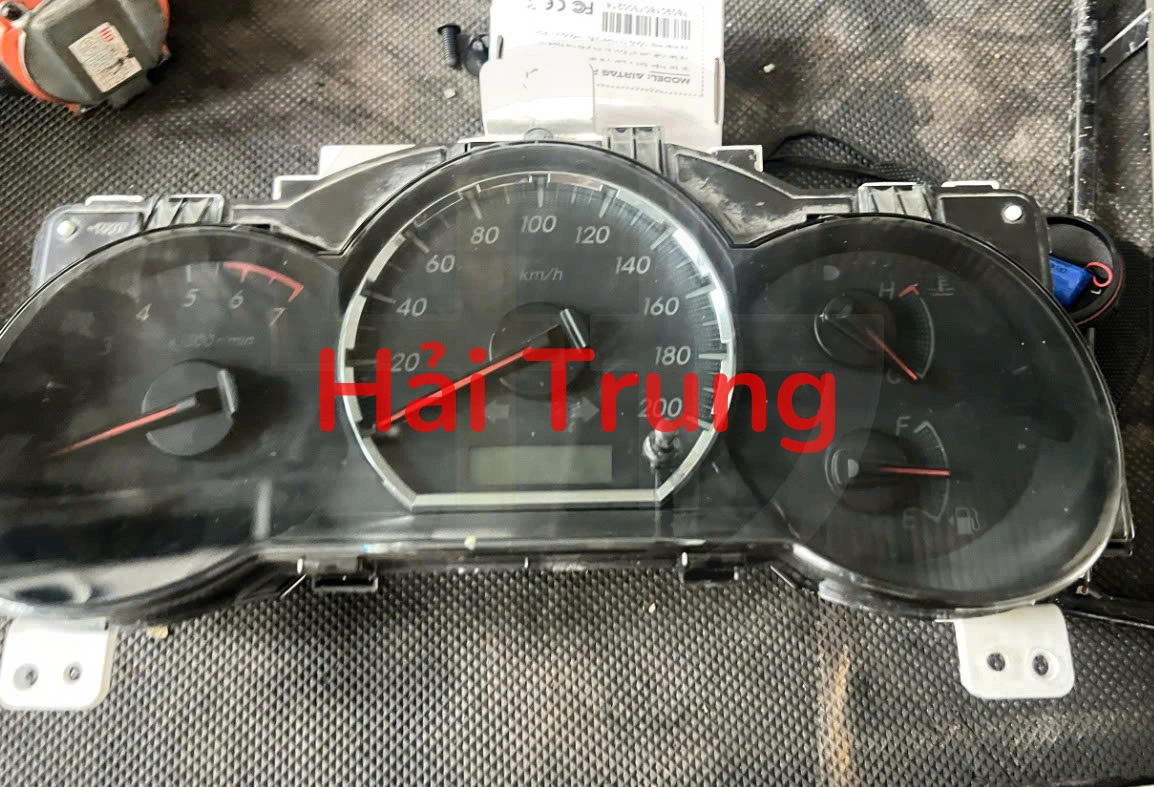 Tháo xe Đồng hồ táp lô Fortuner 2016