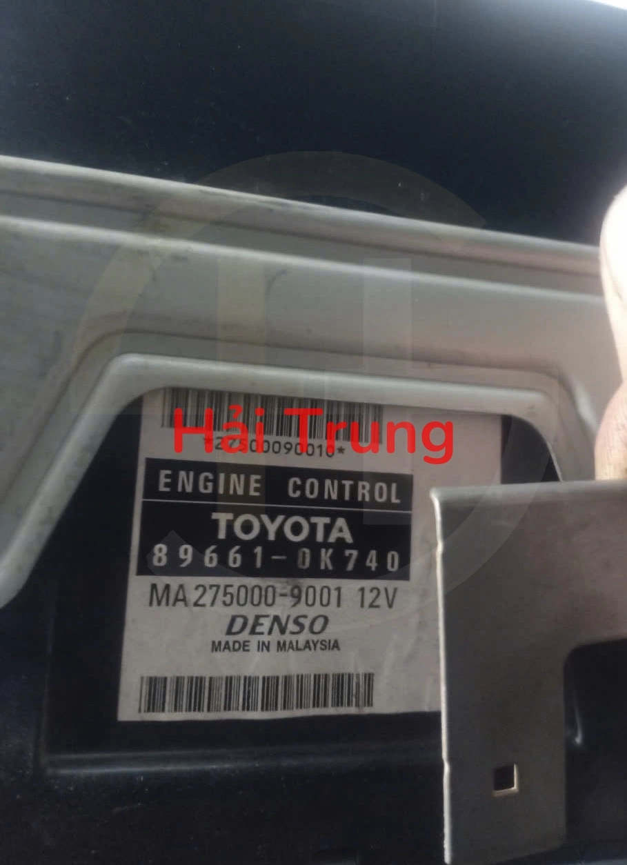 Hộp điều khiển động cơ ECU Toyota Innova Tháo Xe 896610K740