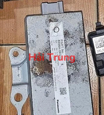 8598A0K010 Hộp điều khiển cửa Toyota Innova