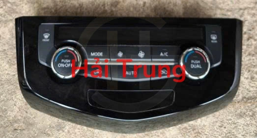 Bảng điều khiển công tắc điều hòa AC Nissan X-Trail 2018 Tháo Xe