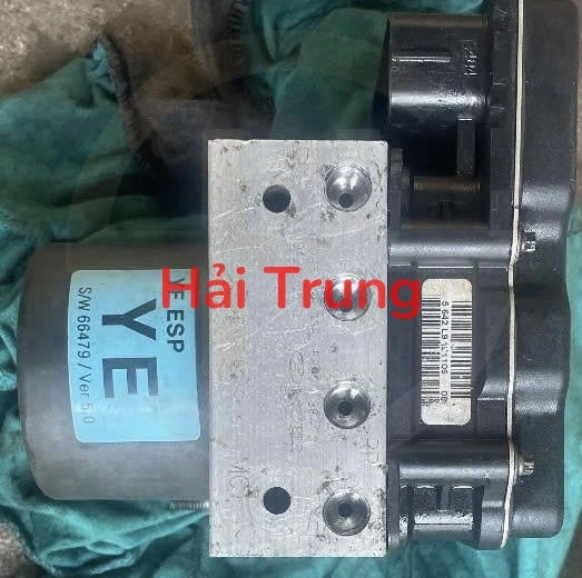 Cụm ABS Hyundai Sonata 2010 Tháo Xe 589203S400