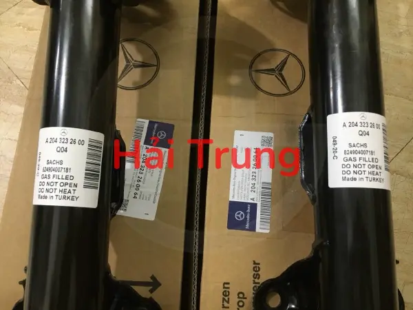 Giảm xóc trước Mercedes