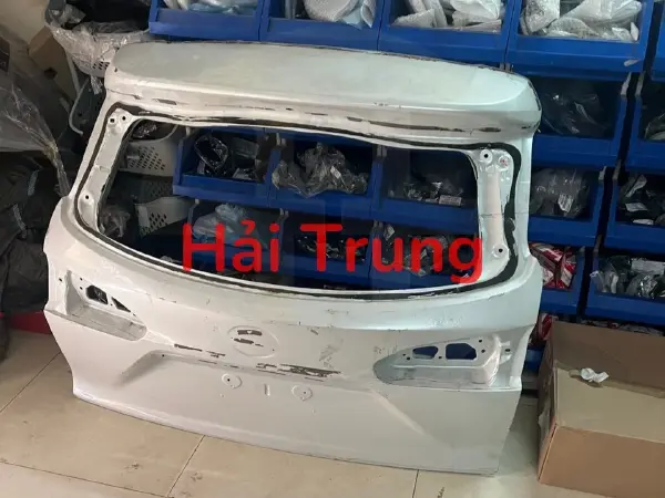 Cốp sau Toyota Cross tháo xe 