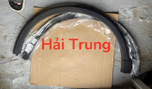 Ốp phồng cua lốp MG ZS