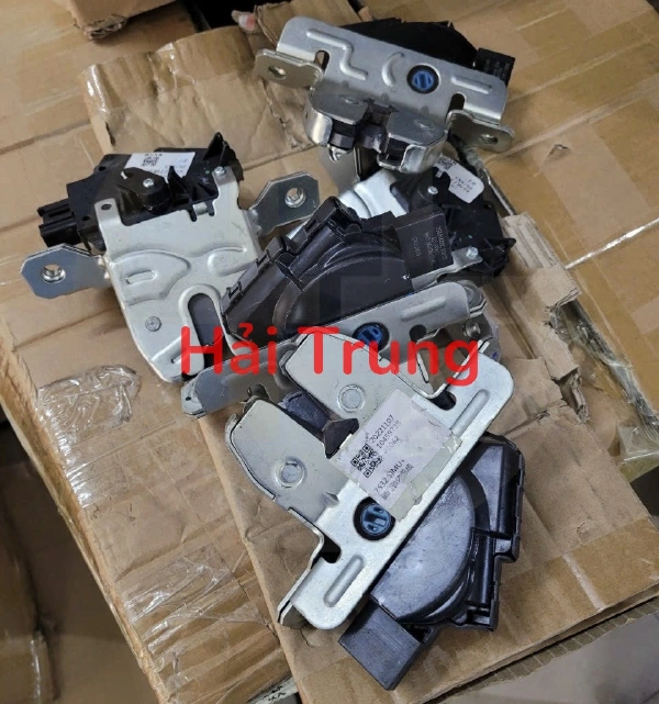 Khóa ngậm cốp sau MG ZS 10459738