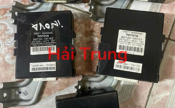 897300K162 897300K151 Tháo xe hộp lock khóa cửa Toyota Innova, Fortuner, Hilux