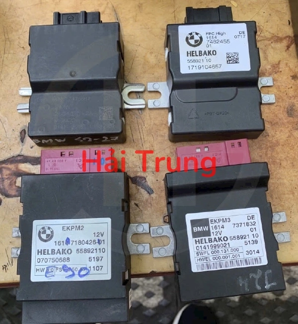 Tháo xe Hộp điều khiển túi khí BMW