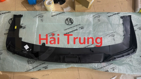 Ốp đen dưới cản sau Hyundai Elantra 2022-2026 1.6 86612AA200 86612AA000