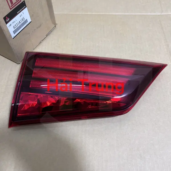 Đèn cốp Mitsubishi Outlander 2022