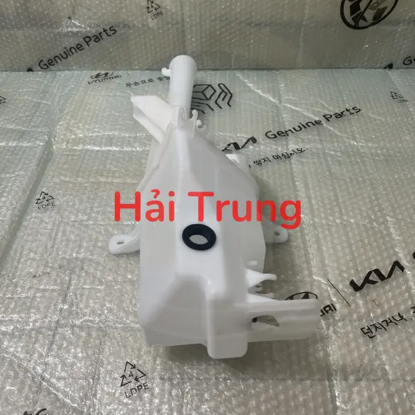Bình nước rửa kính Santafe 2018-2020 chính hãng