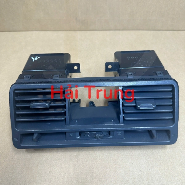 Cửa gió điều hoà trung tâm Mitsubishi Pajero V73 V93 2000-2006 MR308038