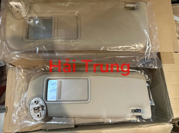 Chắn nắng trần xe Toyota Camry Mỹ không đèn
