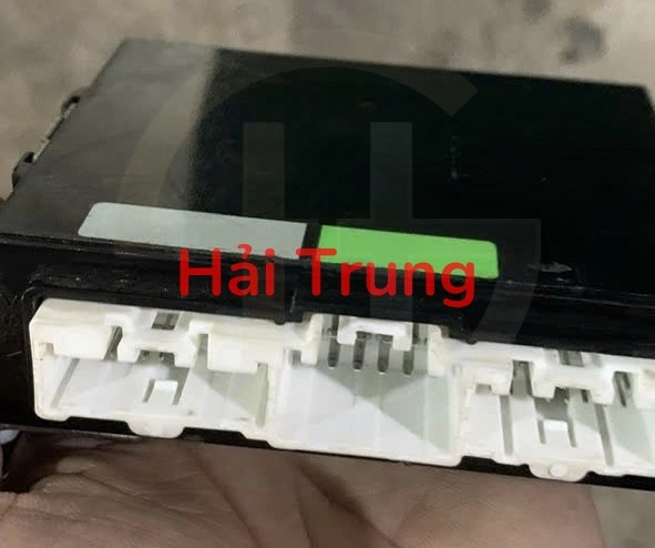 Hộp chìa khoá Mazda 3 2009