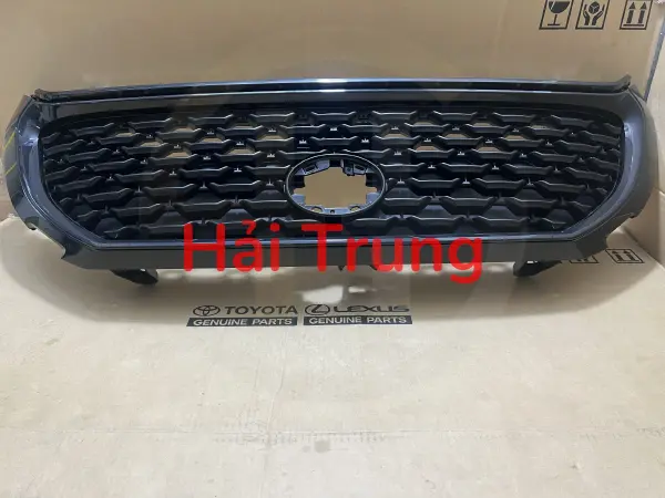 Mặt ca lăng Toyota Corolla Cross