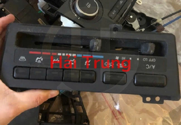 Tháo xe bảng điều khiển công tắc điều hòa Ac Toyota Carina