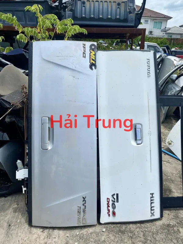 Cửa thùng sau Toyota Hilux Tháo xe đẹp