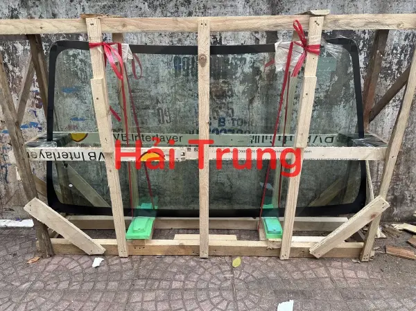 Kính chắn gió Toyota Corolla