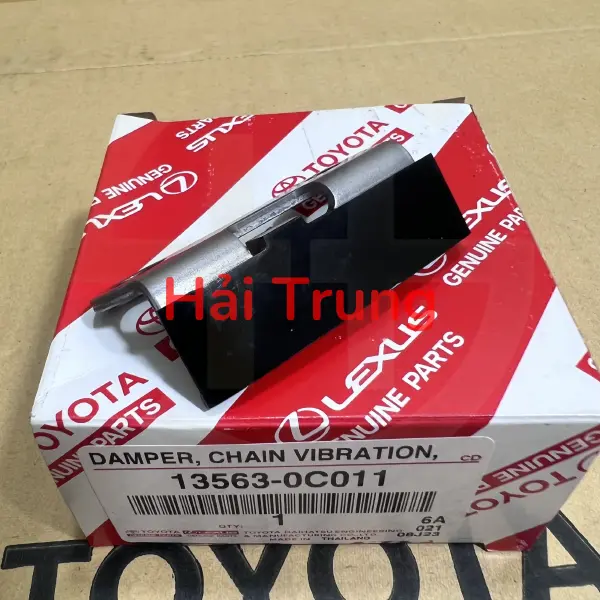 Tì xích bơm dầu Toyota Hiace chính hãng 