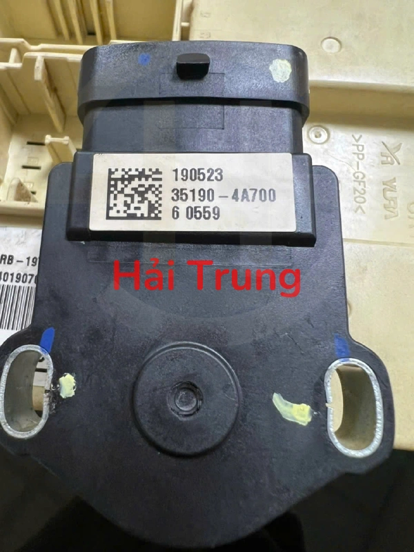 Cảm biến chân ga Kia Soluto 2019 951904A700