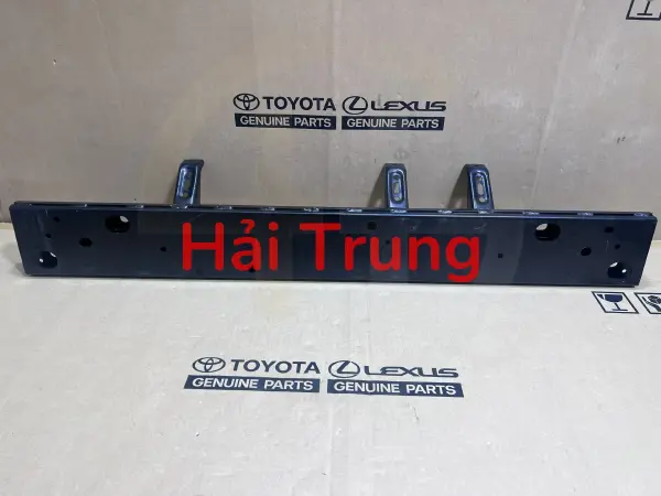 Xương cản trước Toyota Fortuner chính hãng