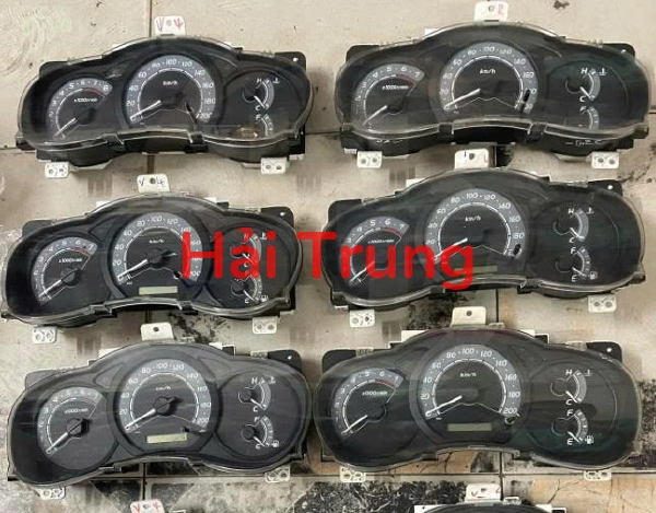 Tháo xe Đồng hồ táp lô Toyota Hilux, Innova