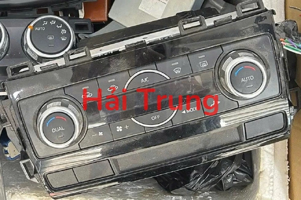 Tháo xe bảng điều khiển công tắc điều hòa Ac Mazda CX5 2011-2020
